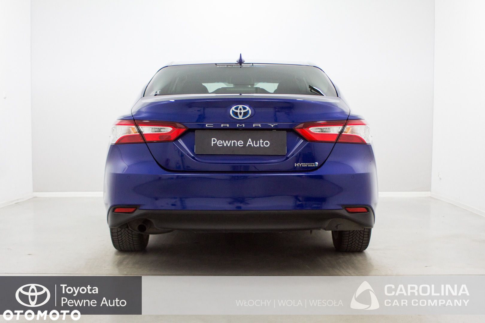 Toyota Camry - 16