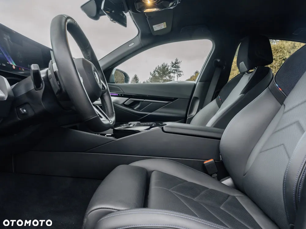 BMW Seria 5 - 8