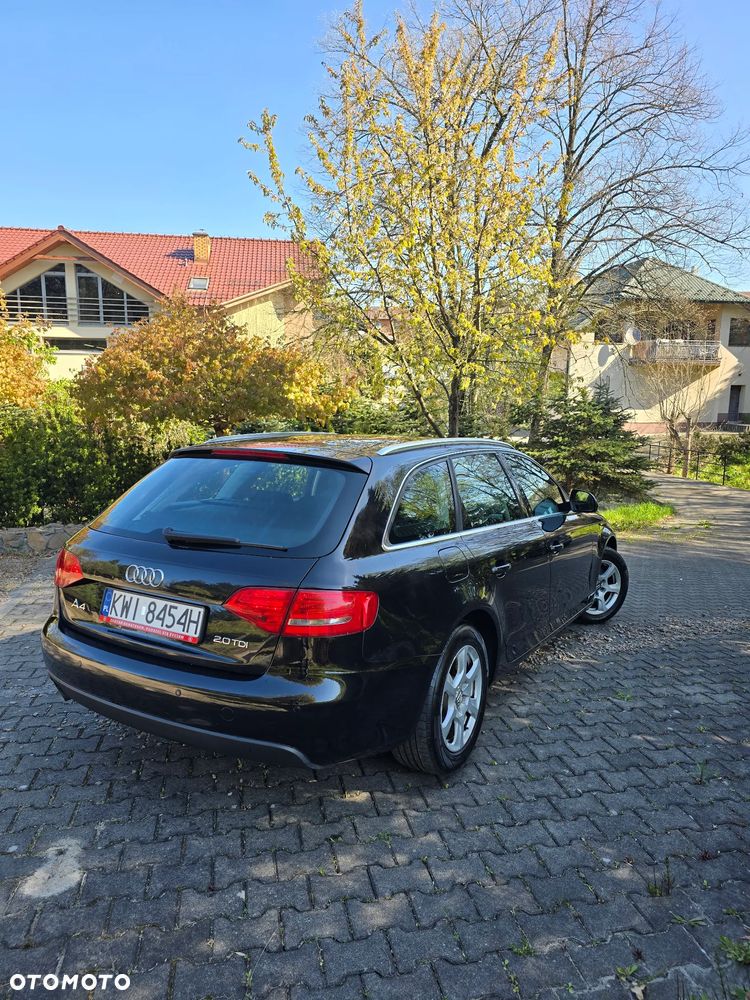 Audi A4 Avant 2.0 TDI DPF Ambiente - 3