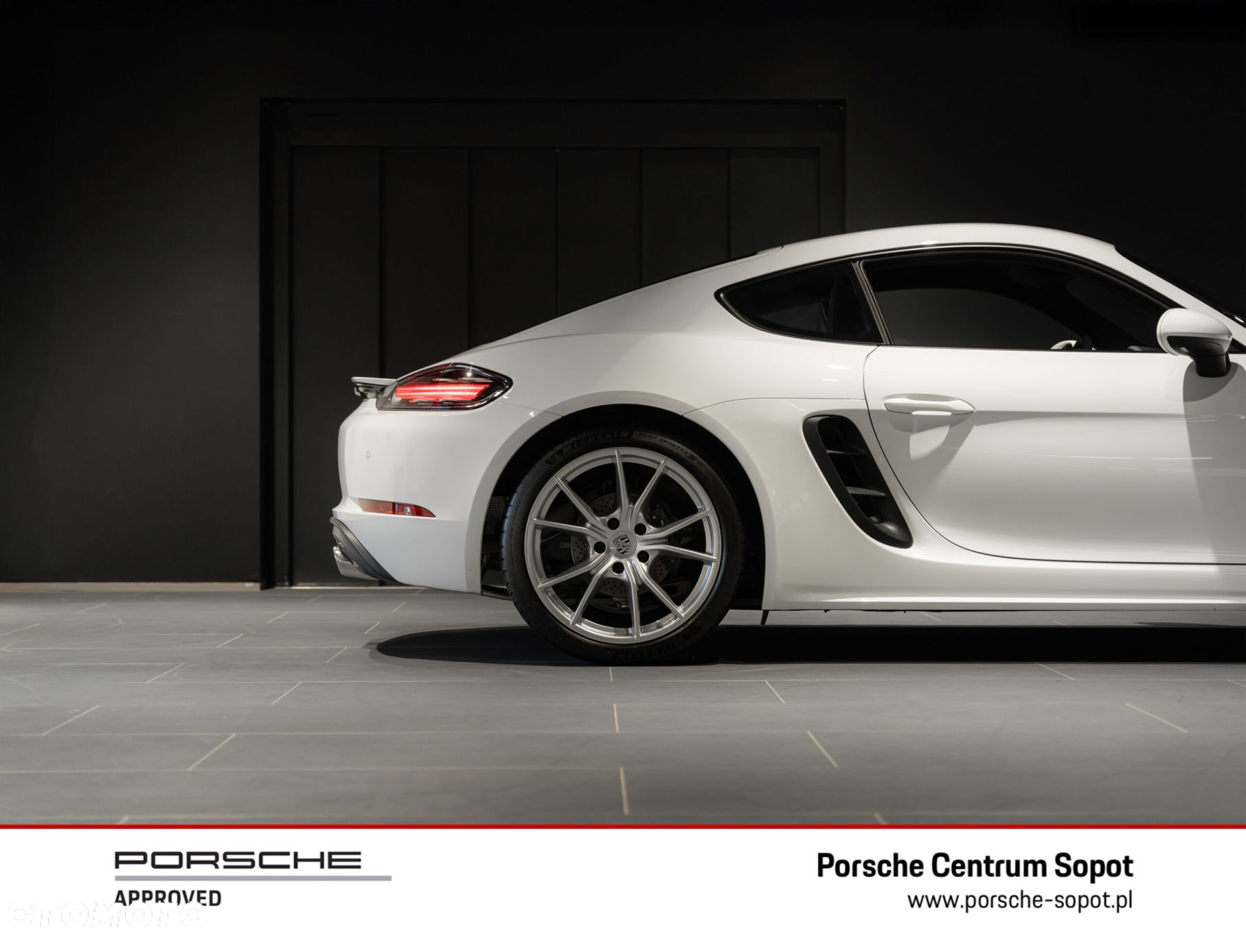 Porsche 718 Cayman GPF PDK - 10