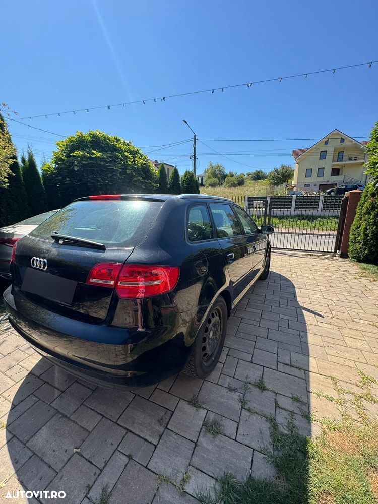 Audi A3 1.4 TFSI Sportback S tronic Ambiente - 4