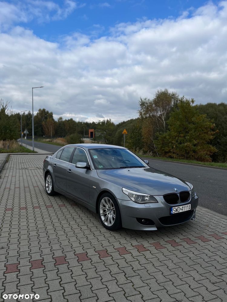 BMW Seria 5 520i - 5