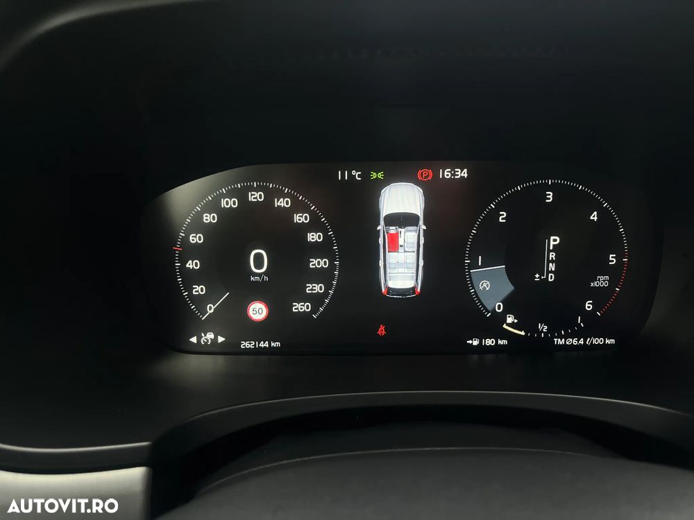 Volvo V90 D4 AWD Momentum - 17
