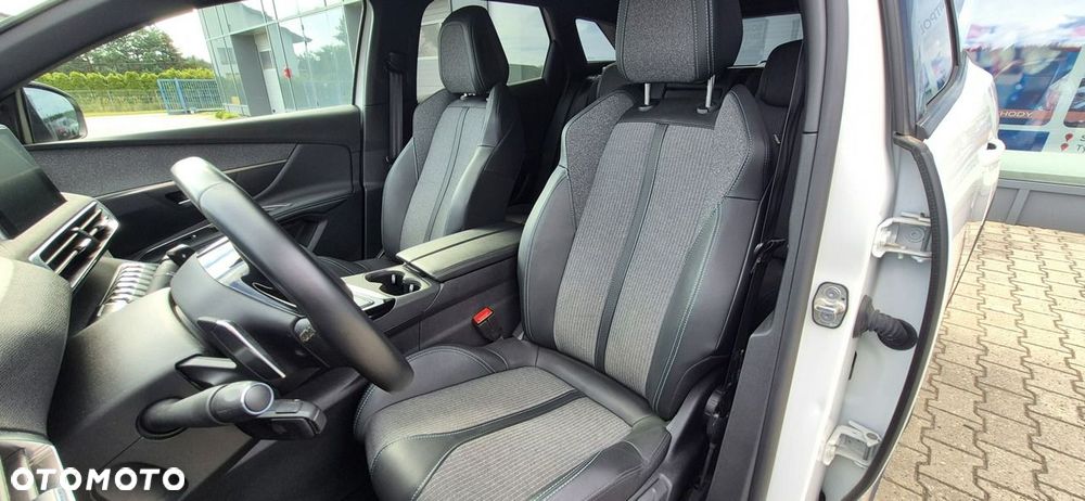 Peugeot 3008 1.2 PureTech Allure Pack S&S EAT8 - 12