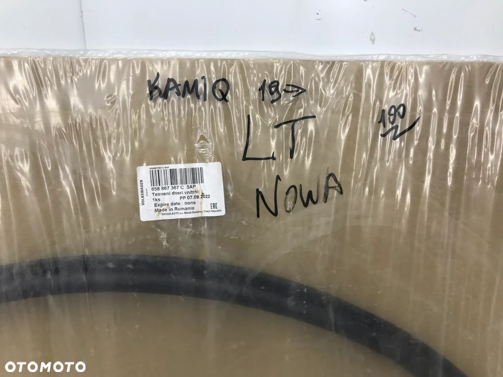 Uszczelka Skoda kamiq 19- guma lewych tylnych drzwi 658867367c - 3