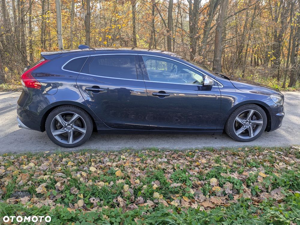 Volvo V40 T5 Geartronic R Design - 4