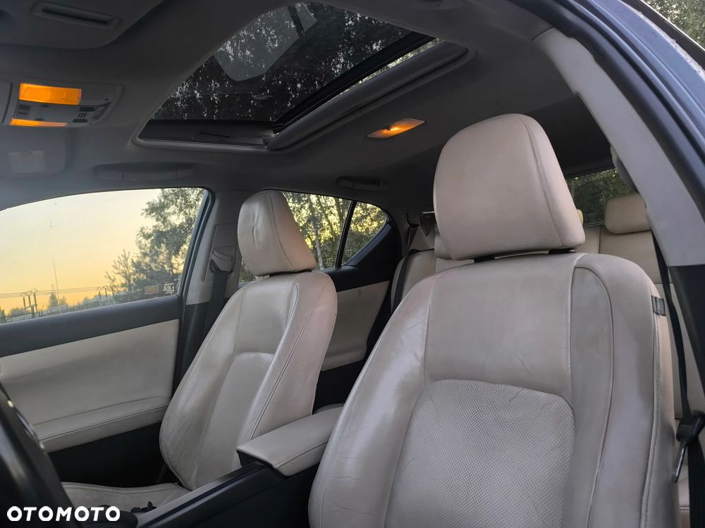 Lexus CT 200h Prestige - 15