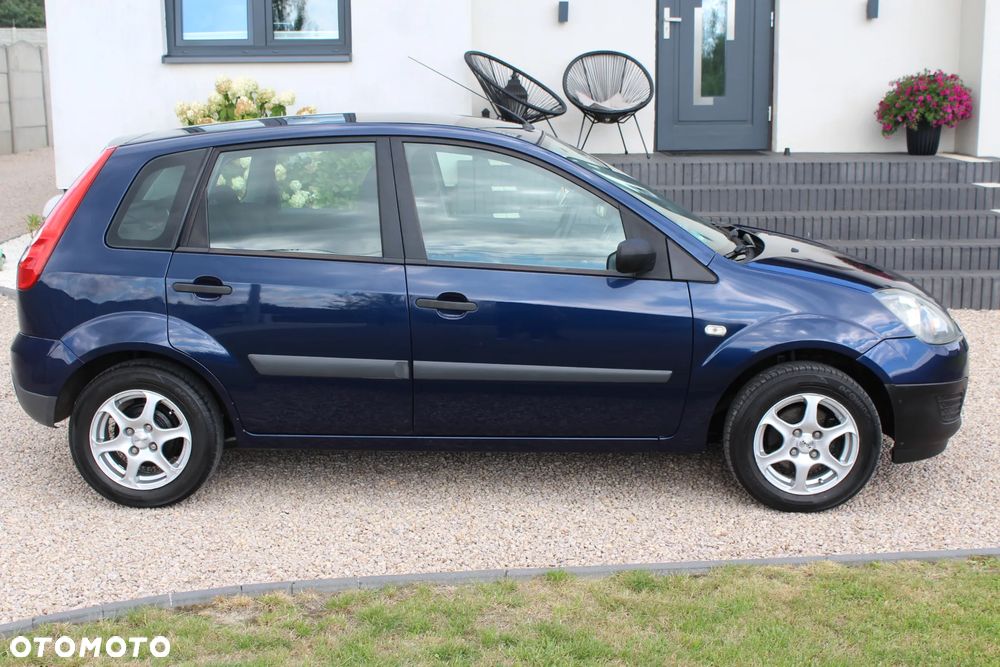 Ford Fiesta 1.3 - 5
