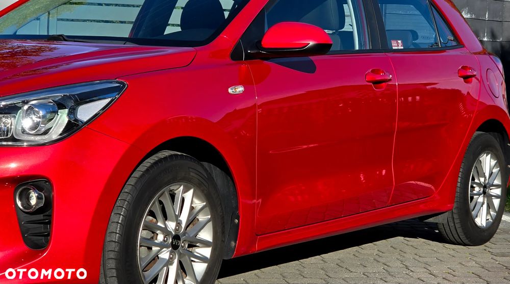 Kia Rio 1.2 L - 21