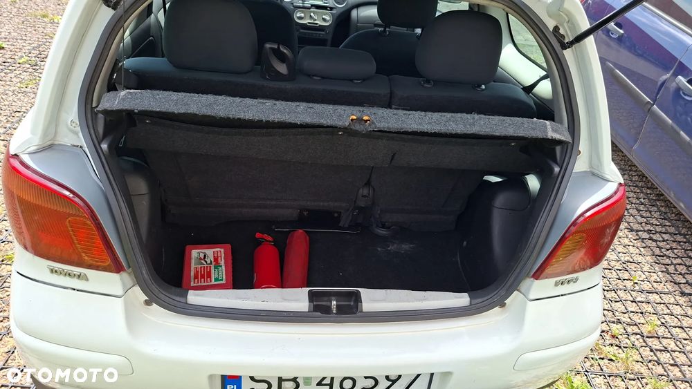 Toyota Yaris 1.3 Luna - 15