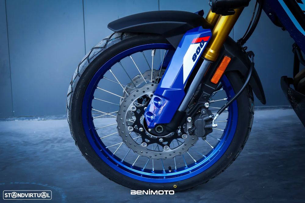 Suzuki DL 800 DE - 14