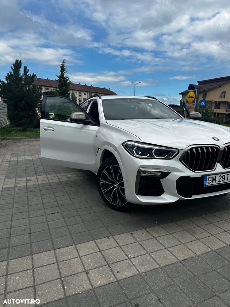 BMW X6 M M50i - 10