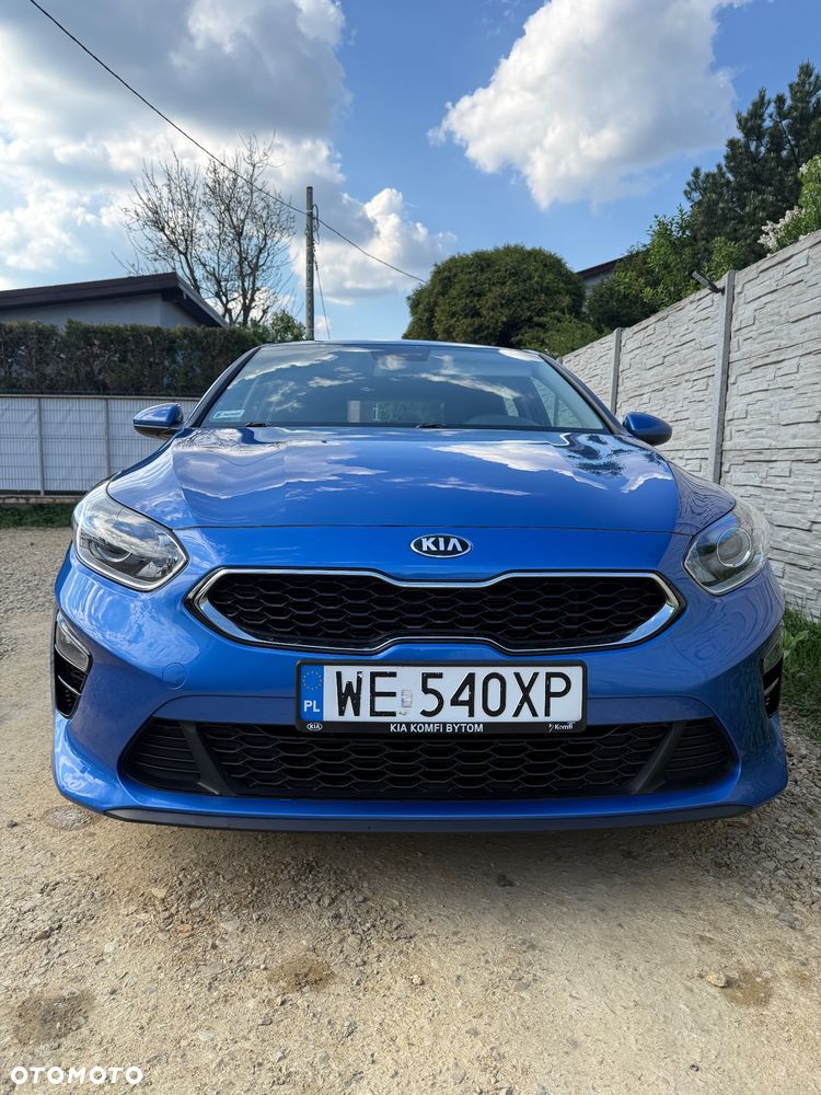 Kia Ceed 1.6 CRDi mHEV M DCT - 9