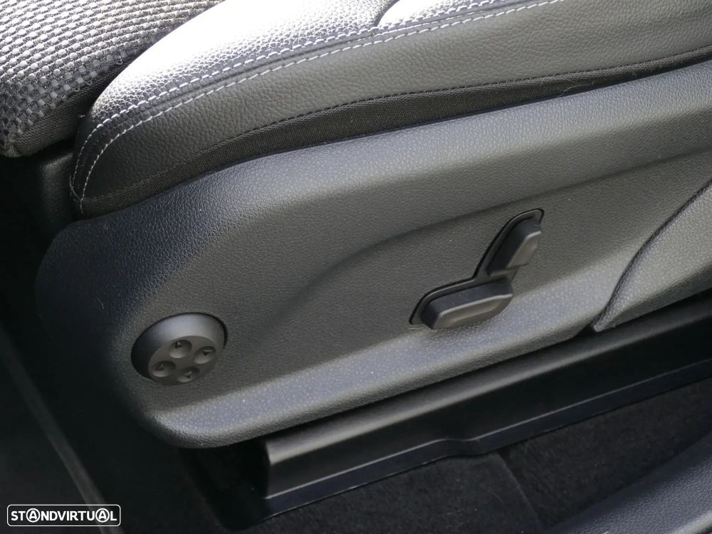 Mercedes-Benz GLC 220 d 4Matic - 29