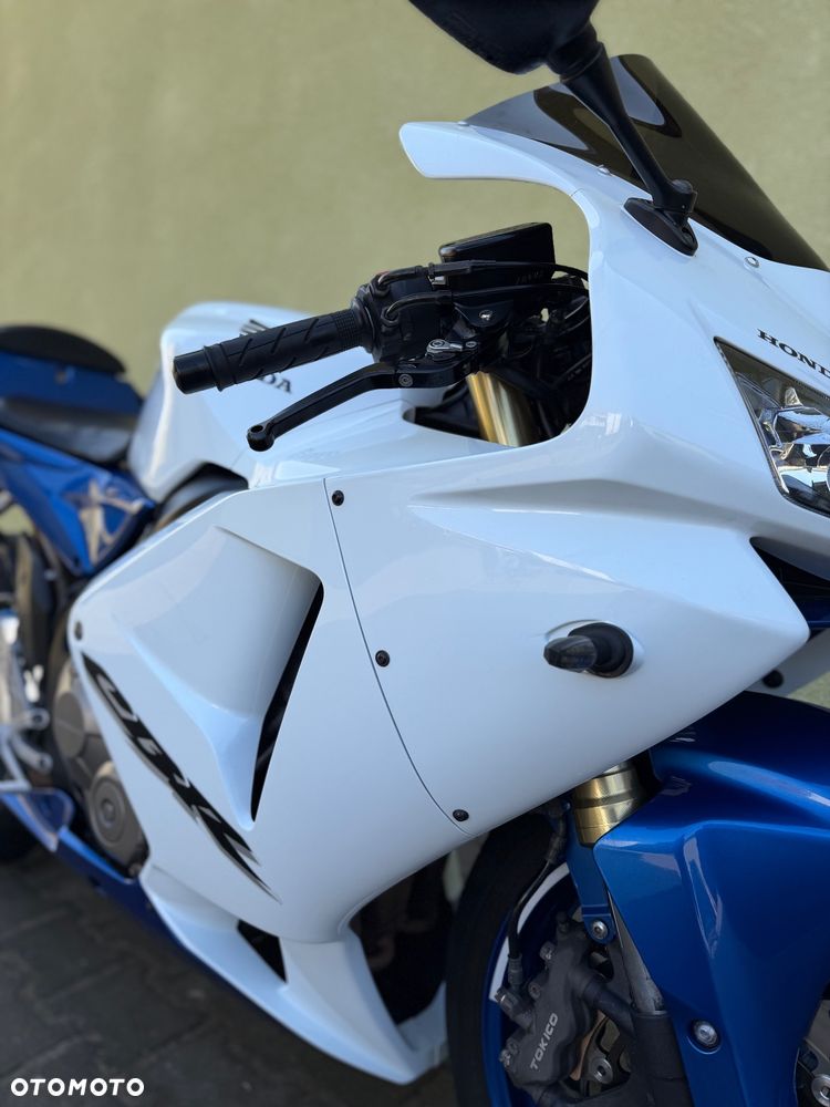 Honda CBR - 4