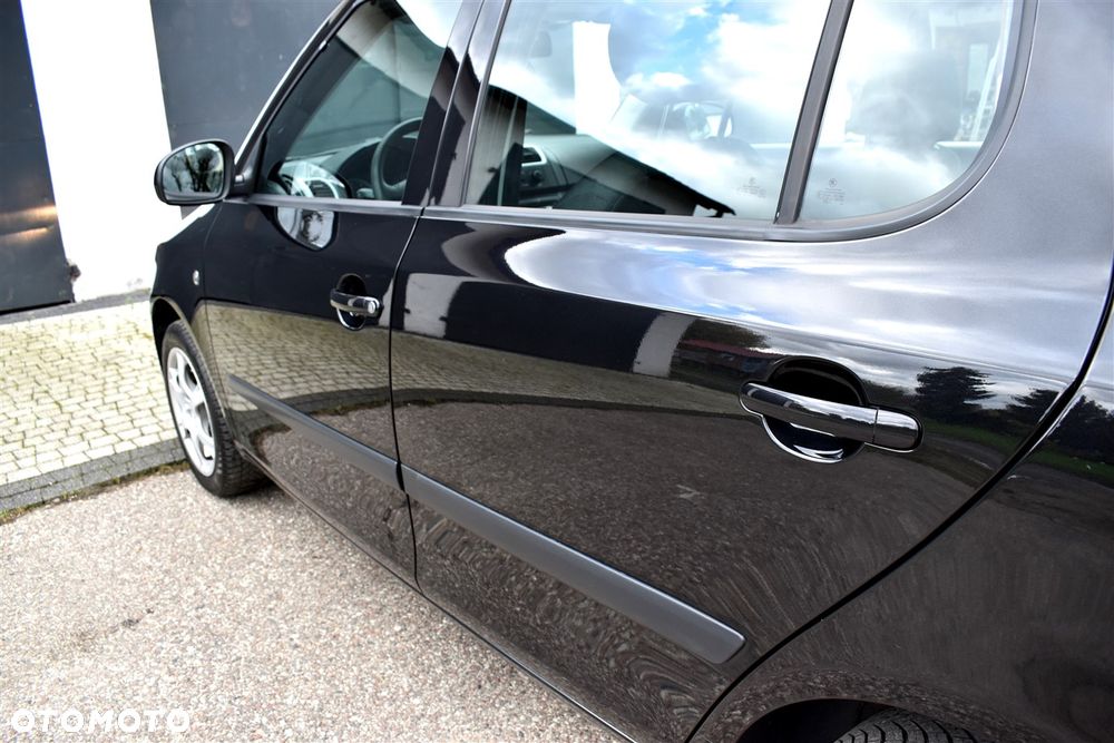 Skoda Fabia 1.4 16V Style - 14