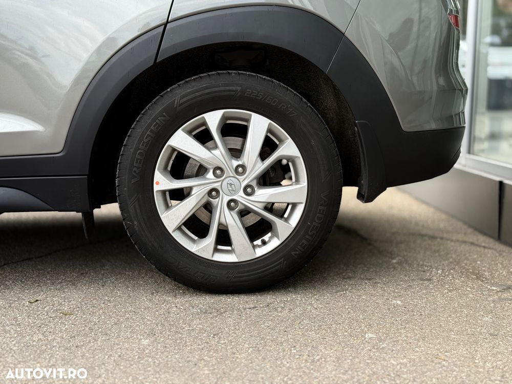 Hyundai Tucson 1.6 GDI 2WD 6MT Style - 28