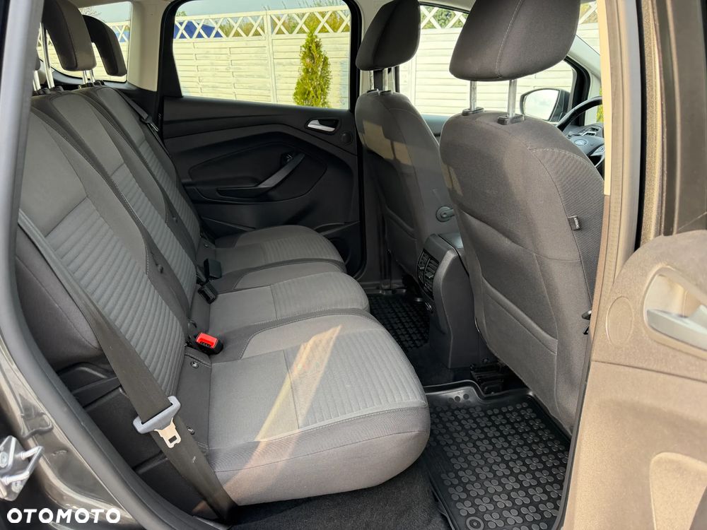 Ford C-MAX - 19