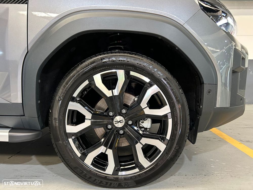 Dacia Bigster 1.8 Hybrid Journey - 11