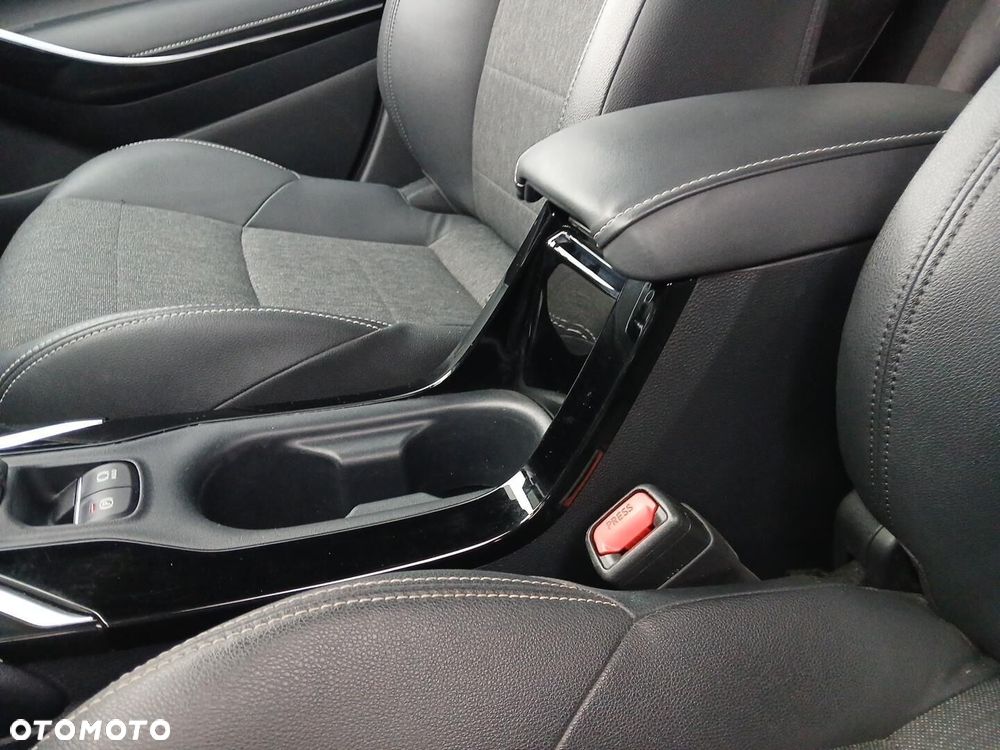 Toyota Corolla 1.8 Hybrid Comfort - 21