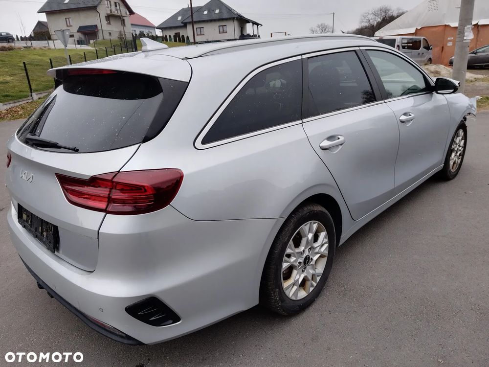 Kia Ceed 1.5 T-GDI MHEV L - 5