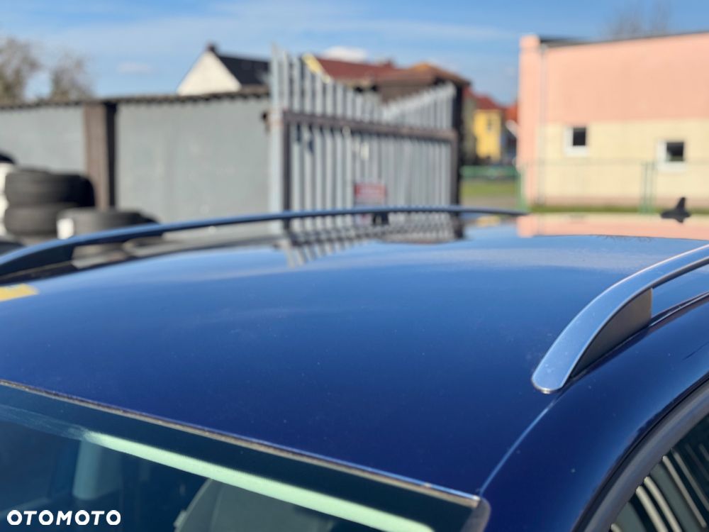 Volkswagen Touran 1.9 TDI DPF Freestyle - 17