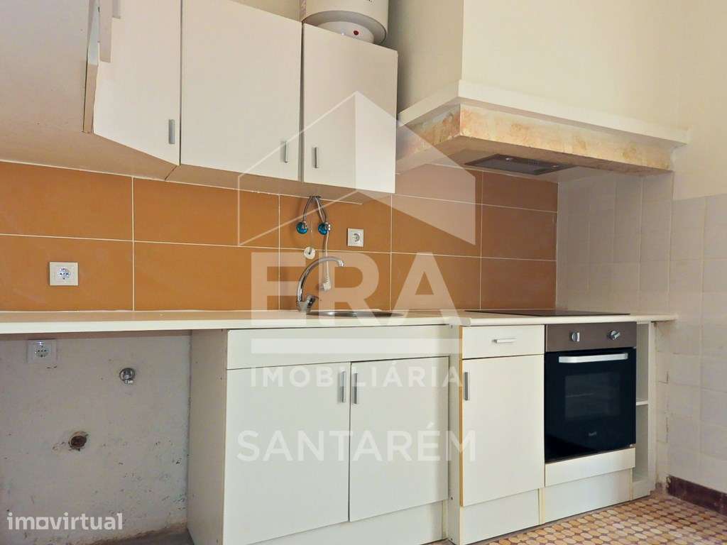 Apartamento T2 em Santarém. - Grande imagem: 2/19