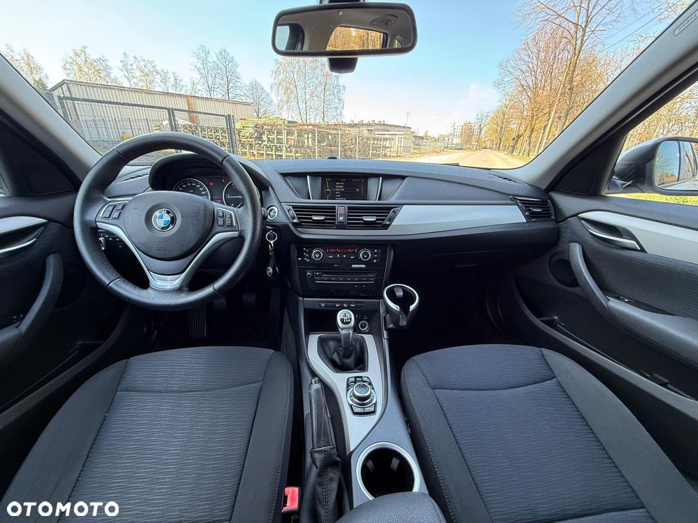 BMW X1 xDrive18d xLine - 25
