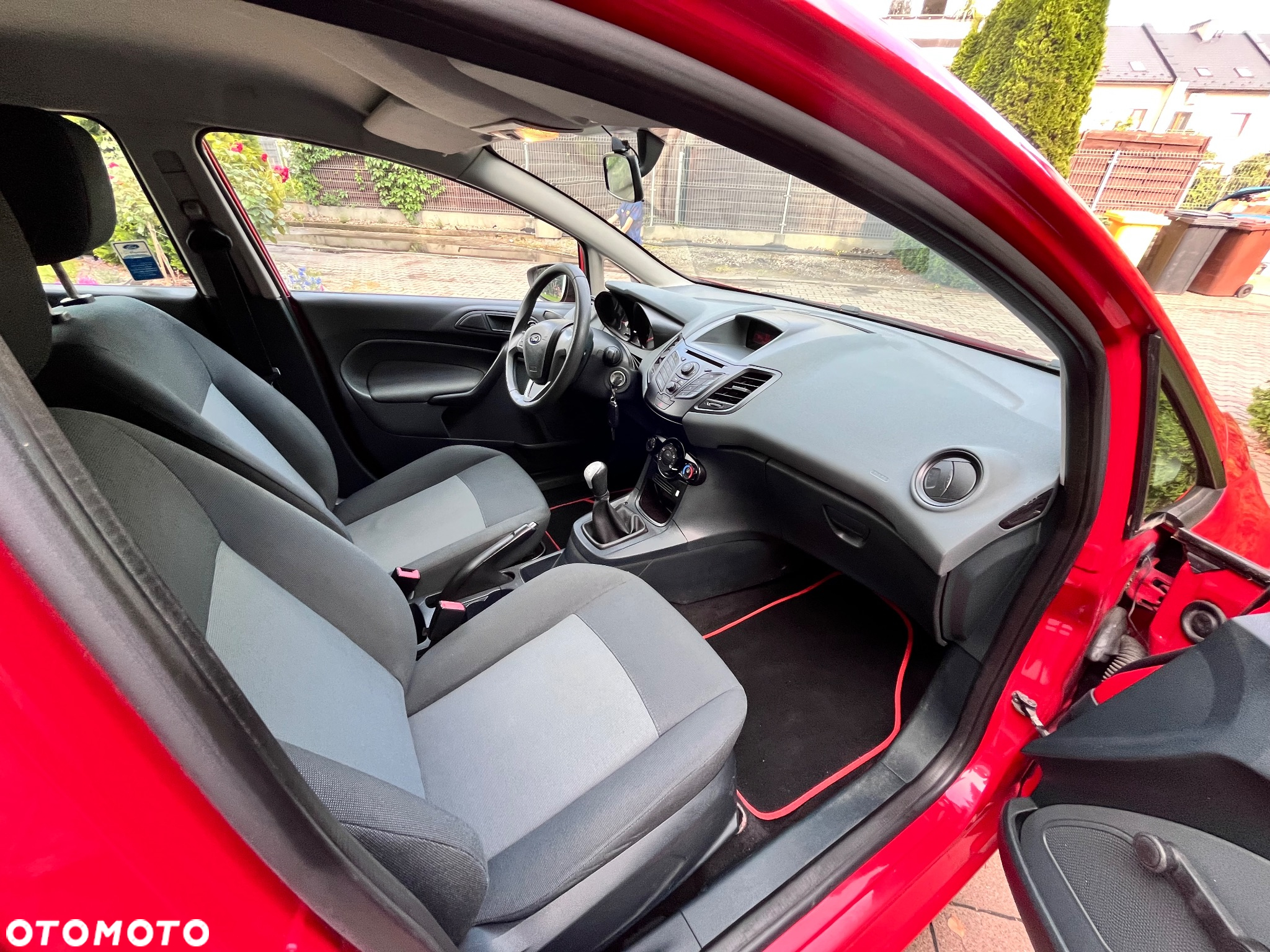 Ford Fiesta - 12