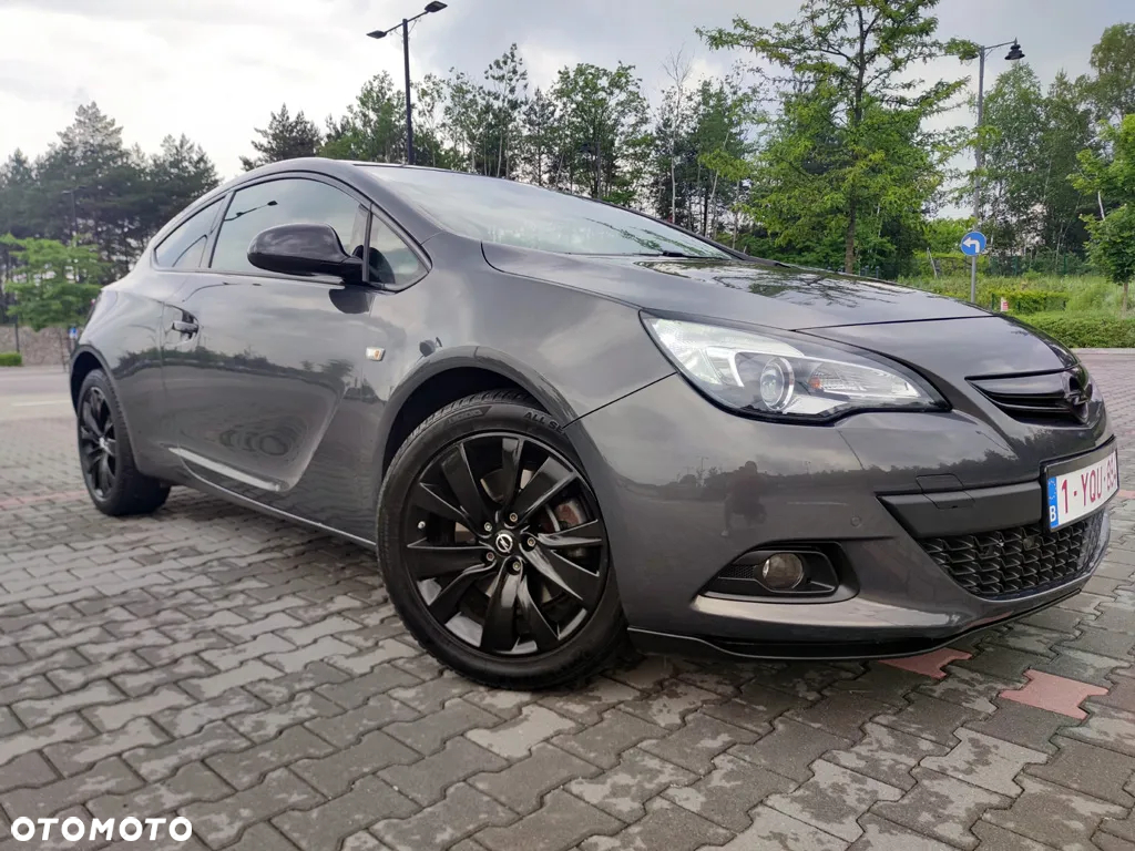 Opel Astra IV GTC 1.4 T Sport - 2