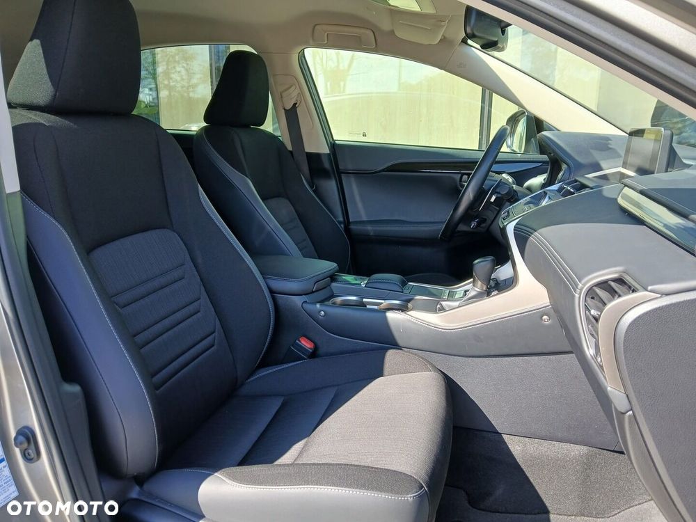 Lexus NX 300h Elegance Optimum AWD - 23