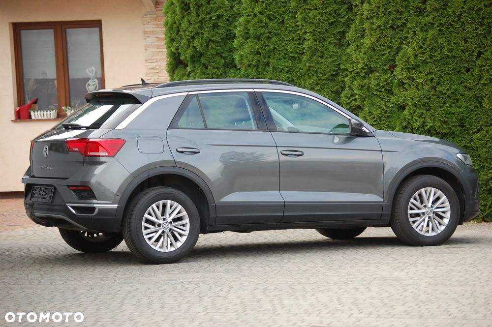Volkswagen T-Roc - 19