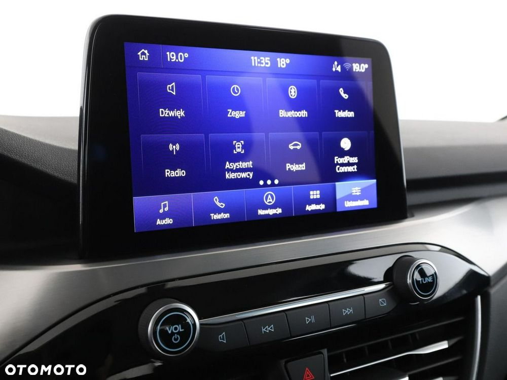 Ford Kuga 2.5 FHEV FWD Titanium eCVT - 24