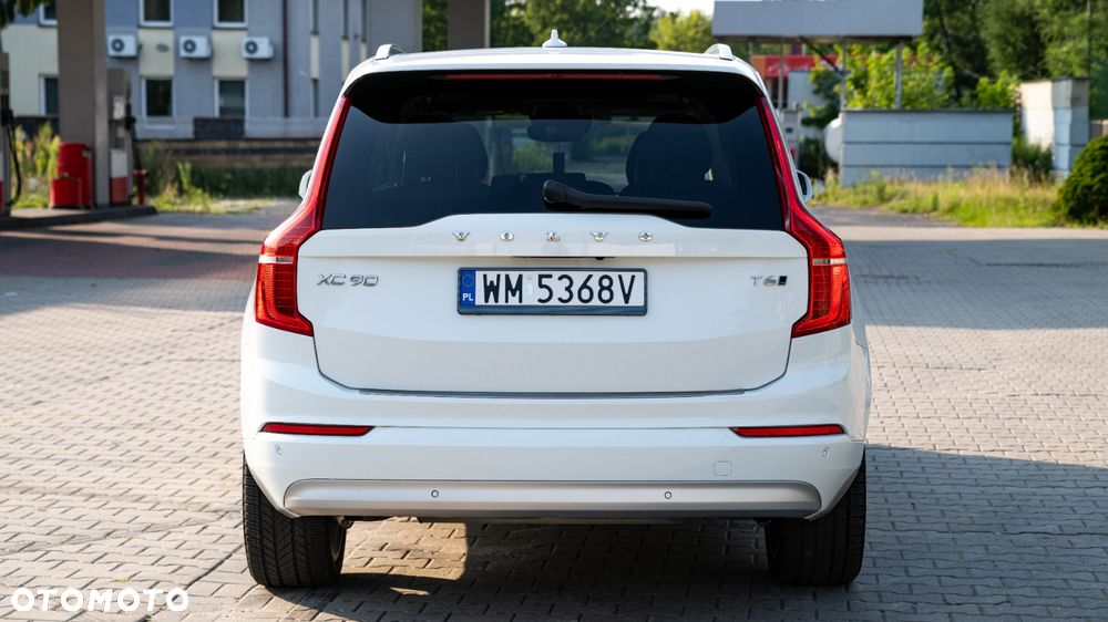 Volvo XC 90 T6 AWD Momentum 7os - 8