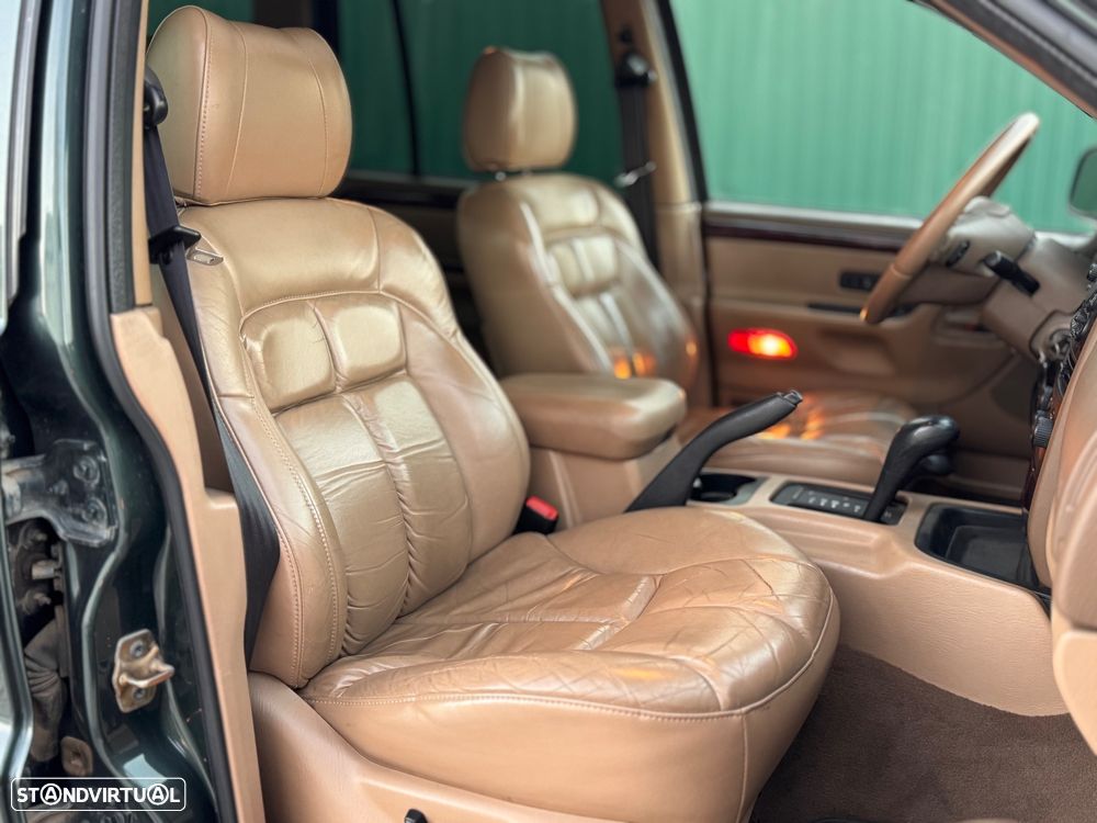 Jeep Grand Cherokee 4.7 V8 Limited - 11