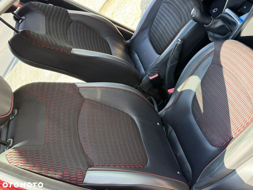 Renault Captur - 26