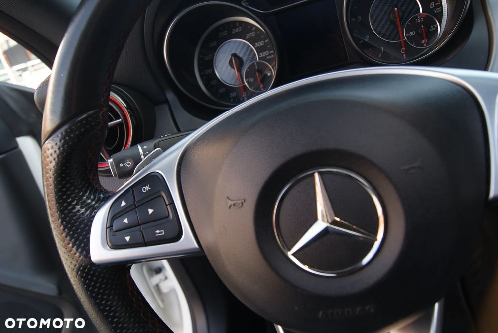 Mercedes-Benz CLA AMG 45 4-Matic - 28