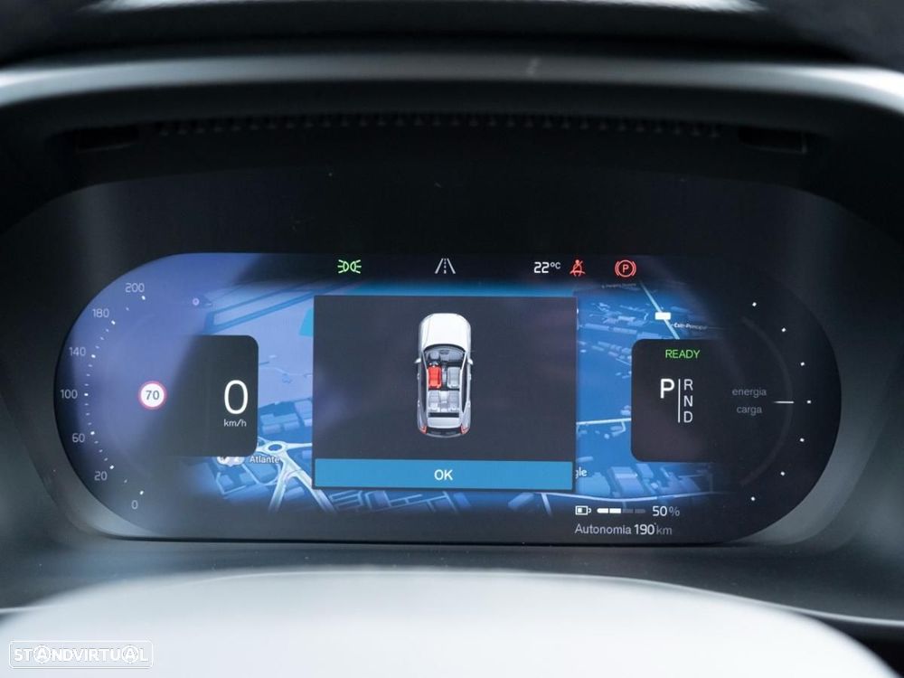 Volvo XC 40 Recharge Core - 33