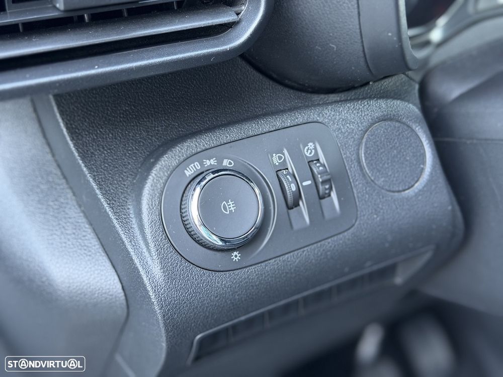 Opel Combo 1.5 CDTi 100HP 3L - 20