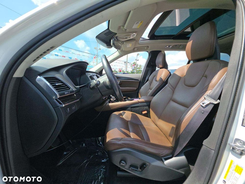 Volvo XC 90 T6 AWD Momentum - 6