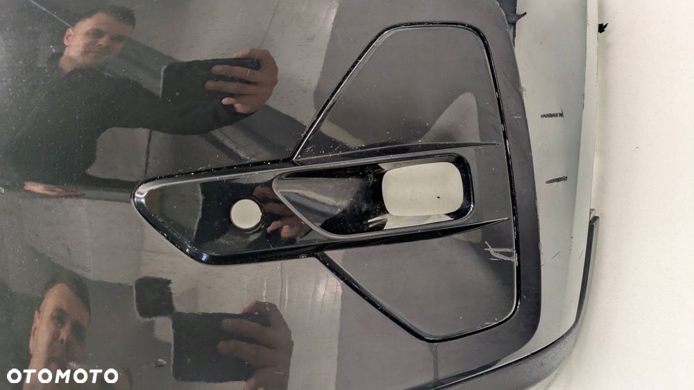 zderzak przód volvo xc40 lift r design 2022- - 8