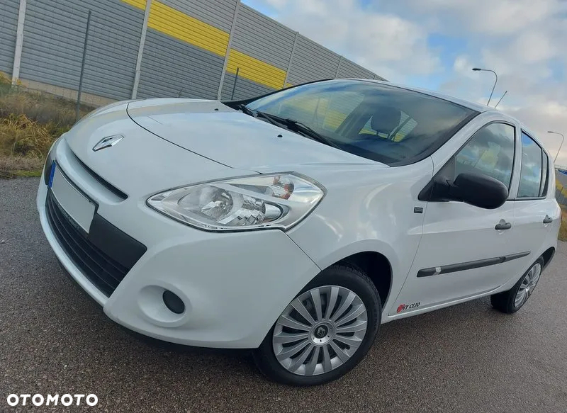 Renault Clio 1.2 16V 75 Yahoo - 3