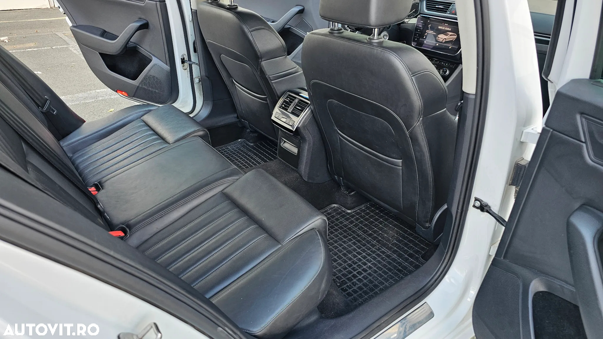 Skoda Superb 2.0 TDI DSG L&K - 15
