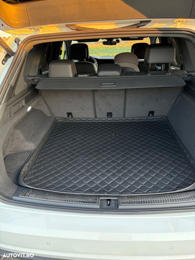 Volkswagen Touareg V6 TDI Elegance - 33