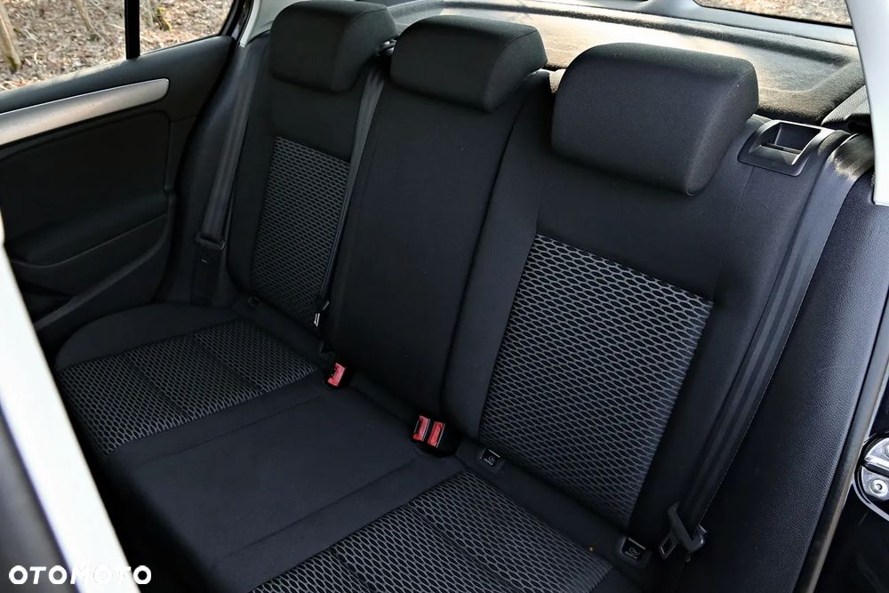 Volkswagen Golf 2.0 TDI DPF Comfortline - 7