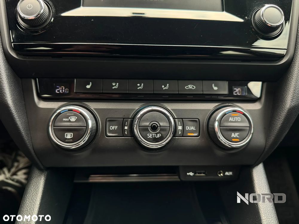 Skoda Octavia 2.0 TDI Green tec 4x4 Elegance - 22