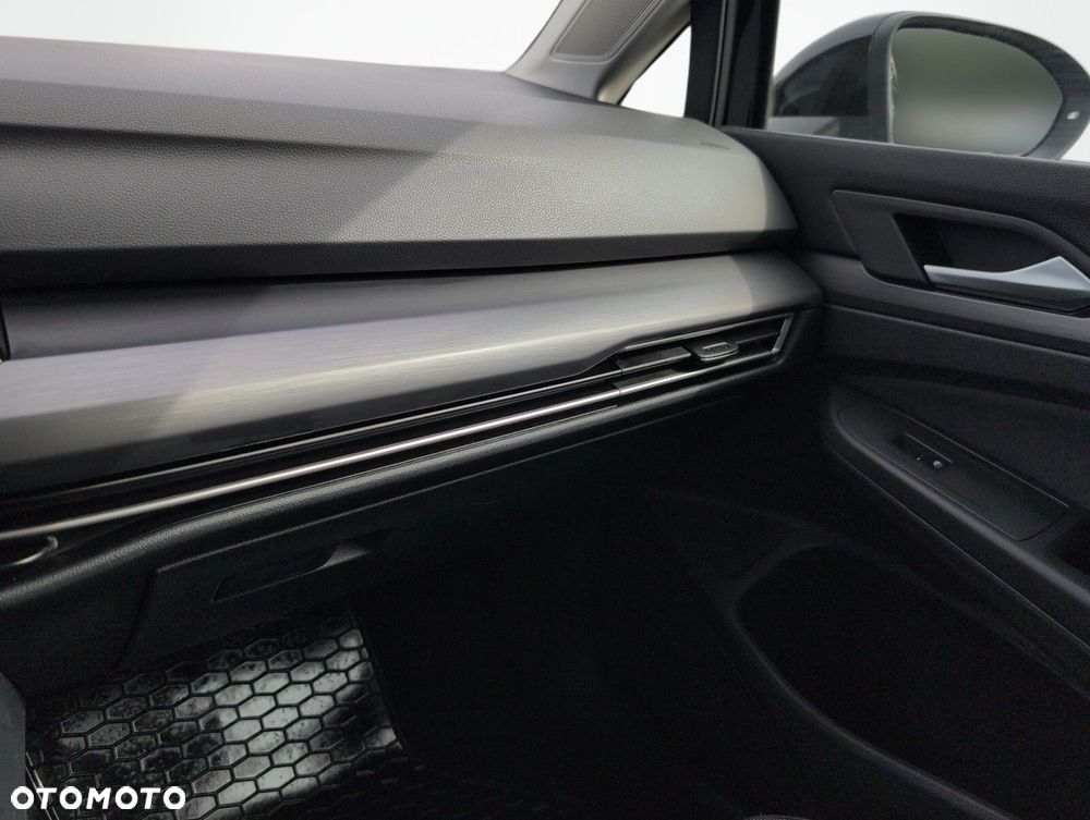 Volkswagen Golf 1.5 TSI EVO Style - 38