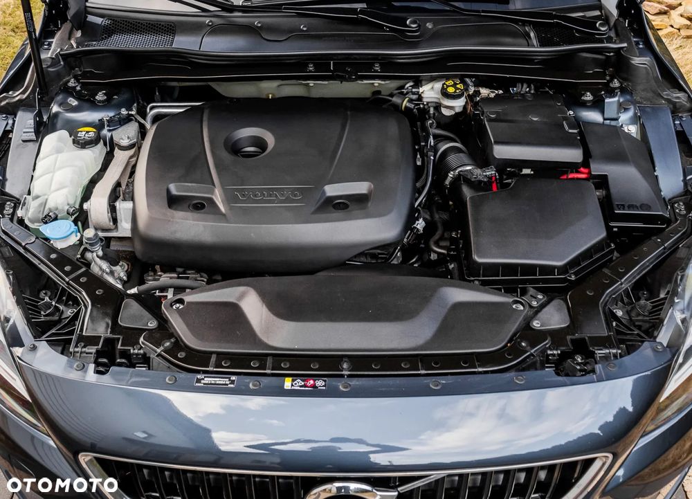 Volvo V40 T2 Drive-E Momentum - 31