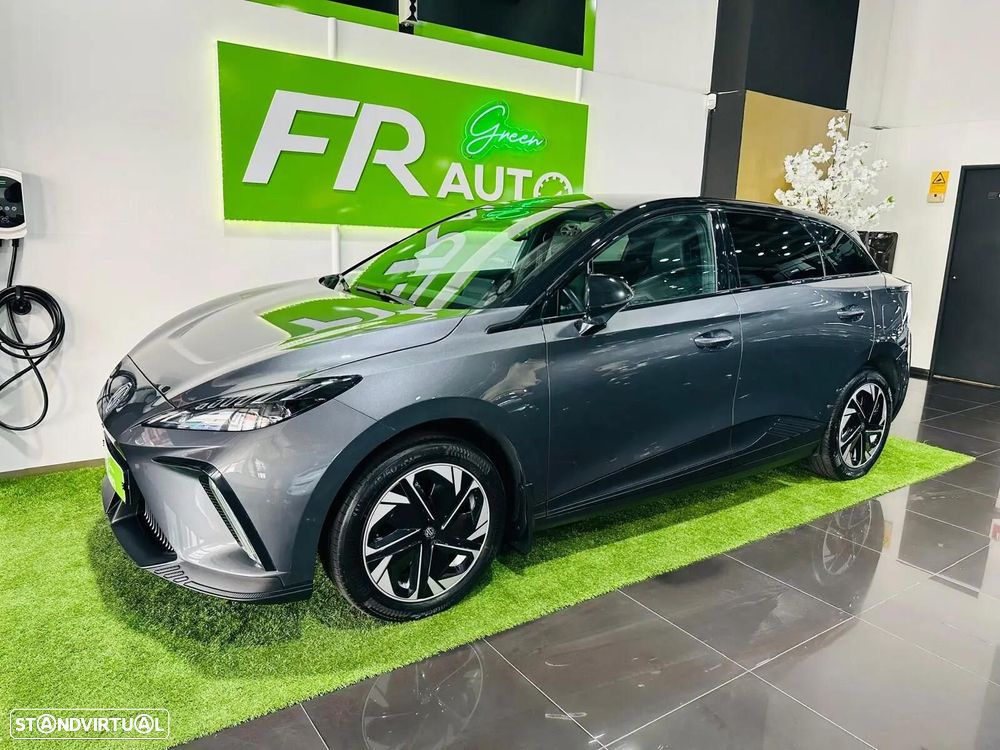 MG MG4 64 kWh Luxury - 4