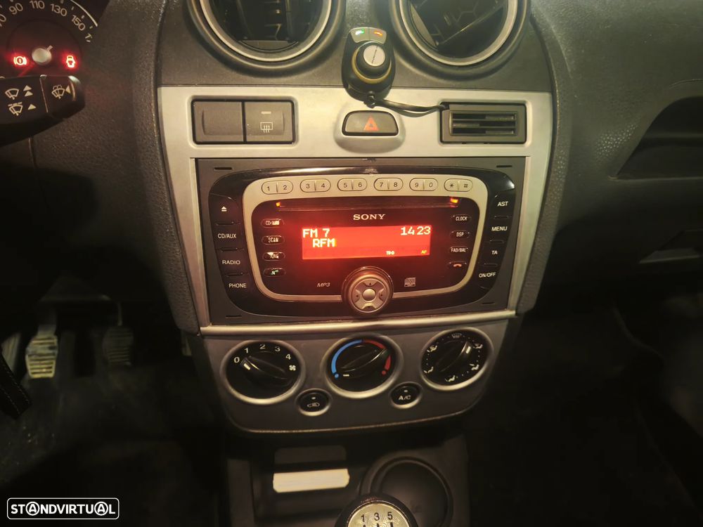 Ford Fiesta 1.25 Trend - 6